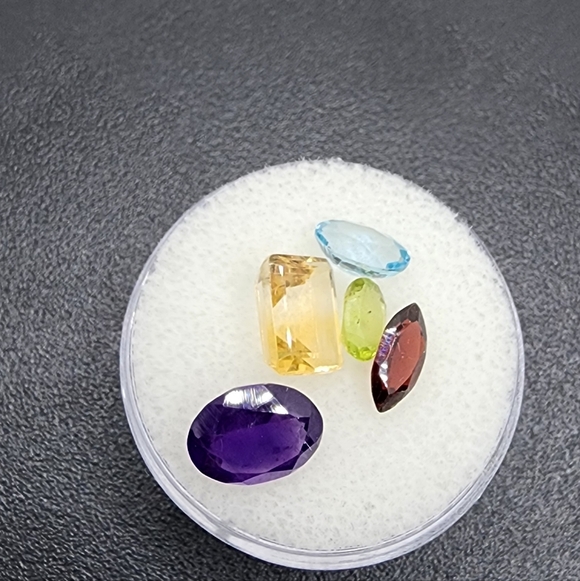 Gemstone Base Lot #1 - Picture 7 of 8